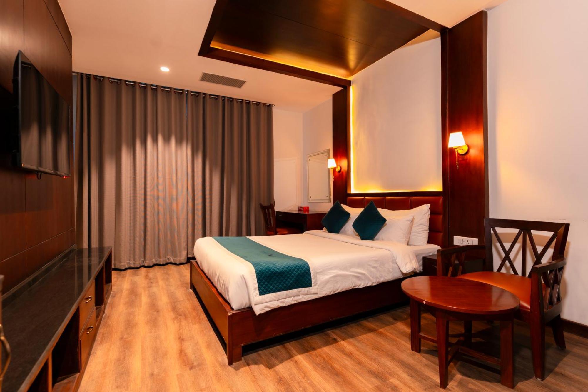 Galaxy Garden Resort Бхаратпур Екстериор снимка